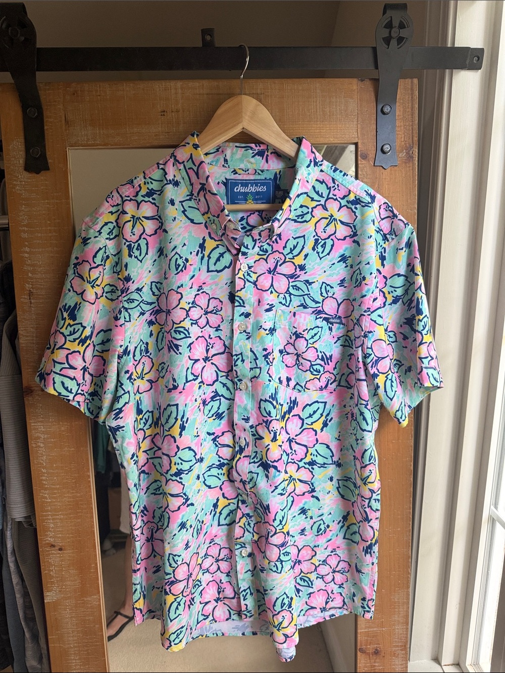 chubbies Hibiscus Print Stretch Quick Dry Performance Shirt Size XXL